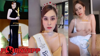 โชว์นม แหย่หี เขี่ยหัวนม หีใหญ่ หีโหนก